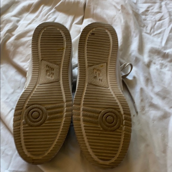 New Balance Canvas Sneakers - Picture 4 of 4